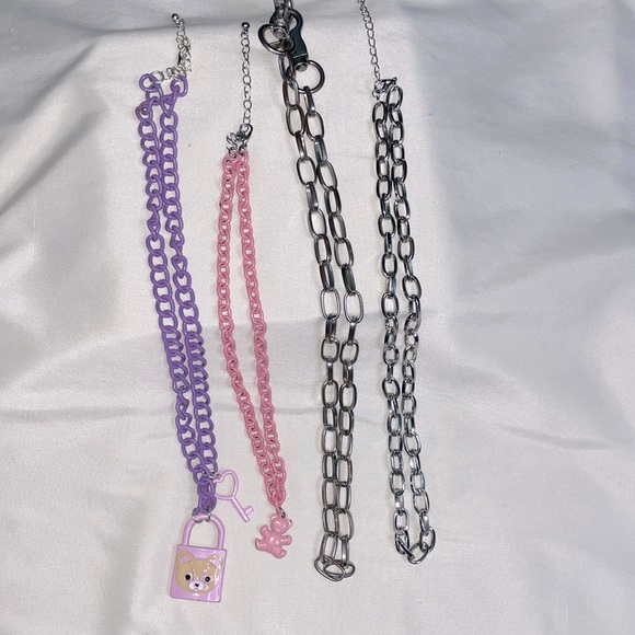 4 pcs chain bundle, 2 silver chains, 2 bear chains (one pink and one purple)! - Picture 1 of 5